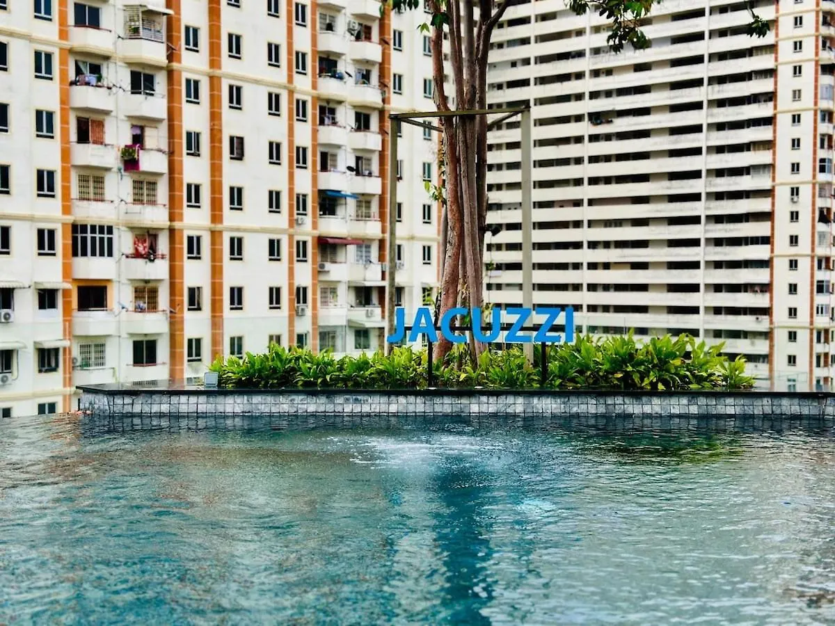 World Class Apartment In Georgetown 3Br 10Pax Jelutong